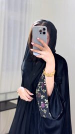 ⁦عبايا ٢٧⁩ - الصورة ⁦3⁩