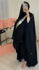 ⁦عبايا ١٢⁩ - الصورة ⁦2⁩