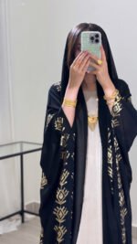 ⁦عبايا ٣٠⁩ - الصورة ⁦3⁩