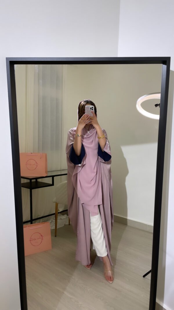 ⁦عبايا ١٨⁩ - الصورة ⁦3⁩