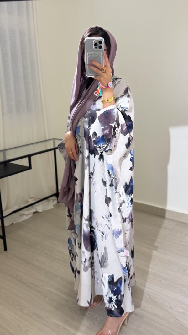 ⁦عبايا ٣١⁩ - الصورة ⁦2⁩