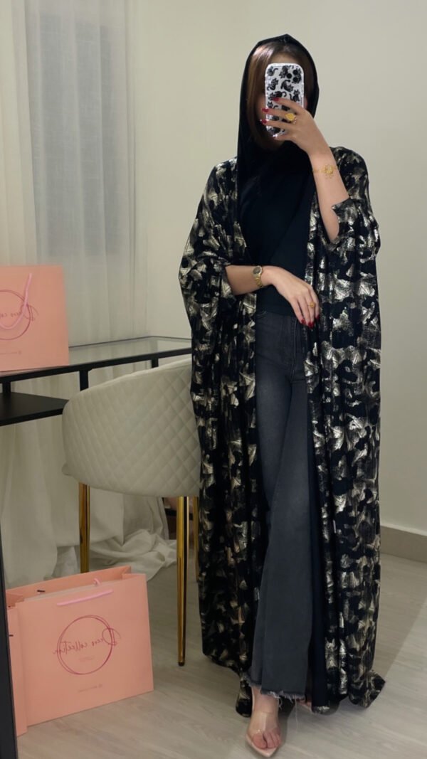 ⁦عبايا ٢٠⁩ - الصورة ⁦2⁩