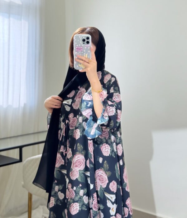 ⁦Elissa 🌸🖤⁩ - الصورة ⁦1⁩