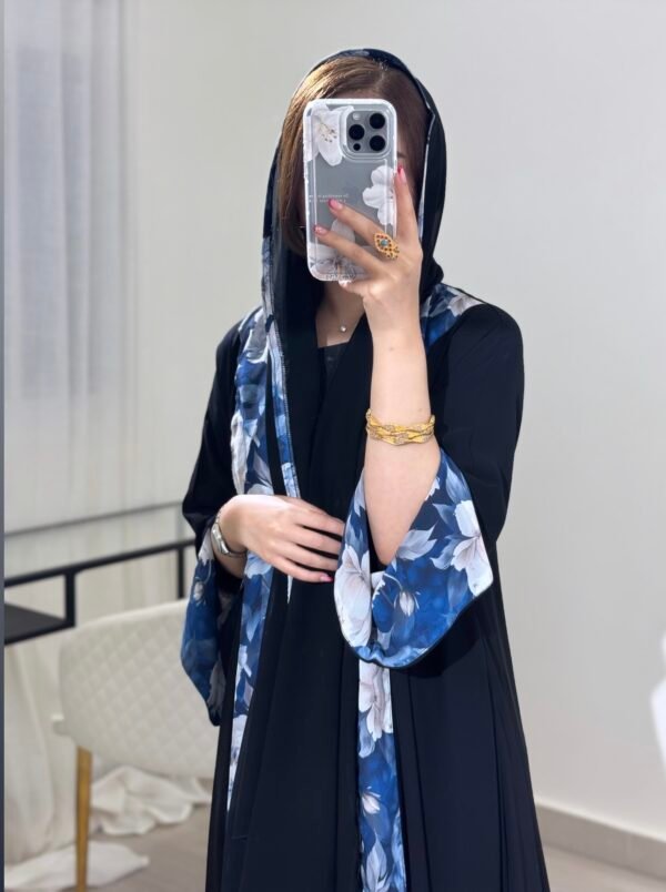 ⁦Zeena🤍🦋⁩ - الصورة ⁦1⁩