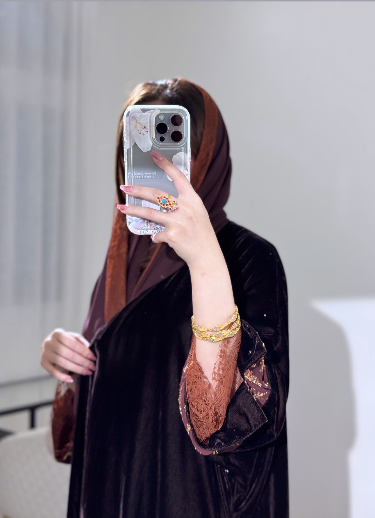 7FF44355-998B-4BA1-9F5D-30C81032E0DD Glitter🤎✨ - الصورة 1