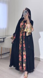 ⁦Flora🐝⁩ - الصورة ⁦4⁩